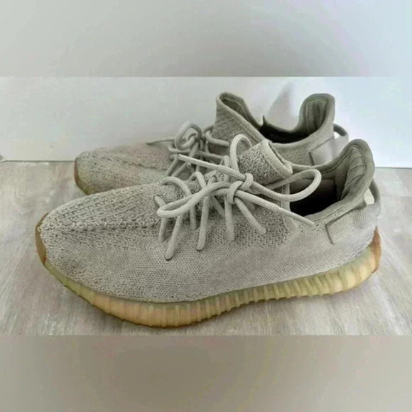 Adidas Yeezy Boost 350 V2 Low‎ Sesame F99710 Size 9 - Picture 1 of 15